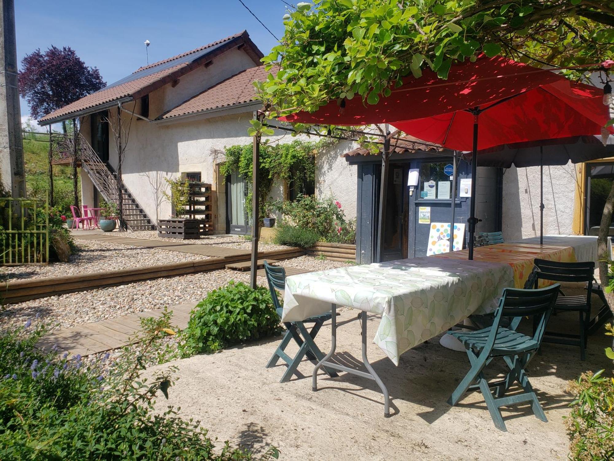 مبيت وإفطار Iguerande Fenetre Sur Loire المظهر الخارجي الصورة